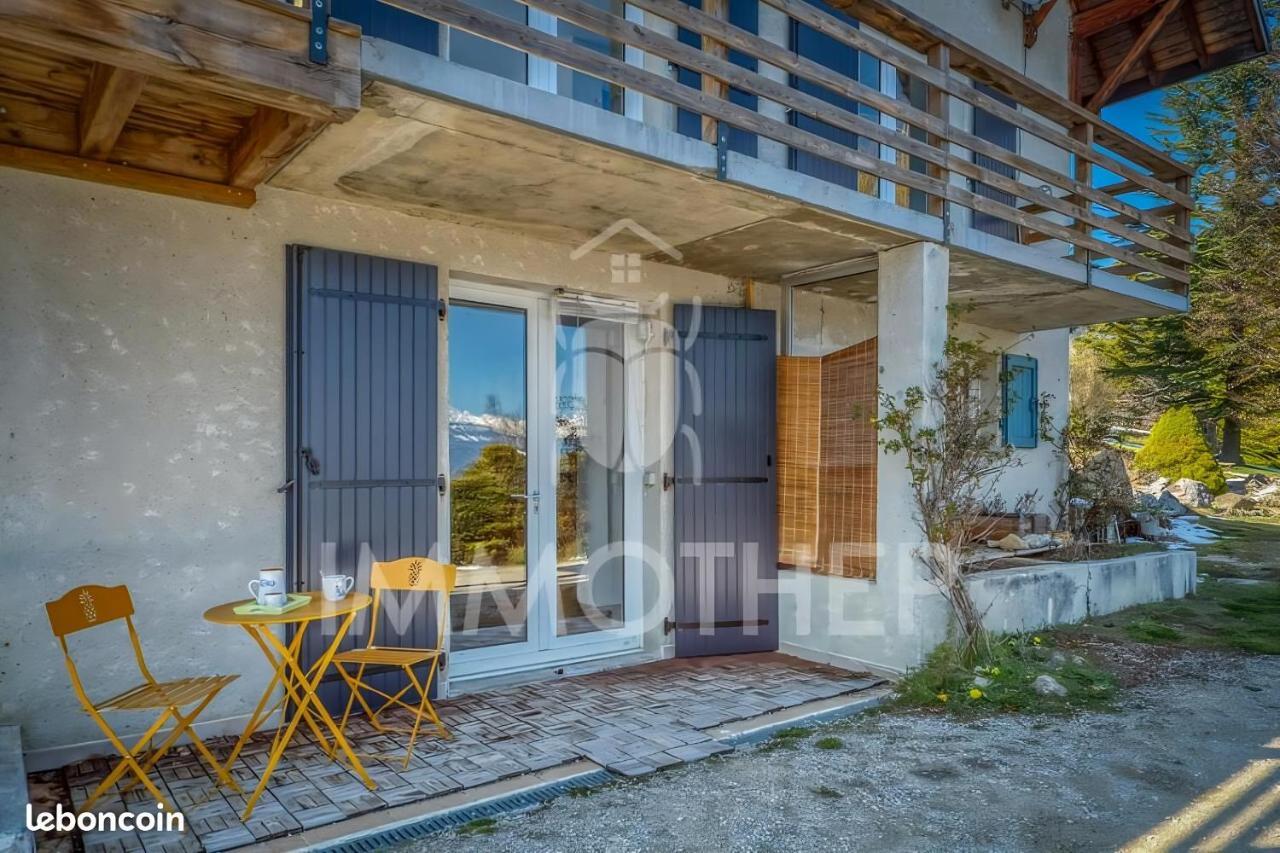 Appartement De Plain-Pied En Montagne Avec Vue Merveilleuse Sur Le Massif De Belledonne Saint Bernard du Touvet Exterior photo